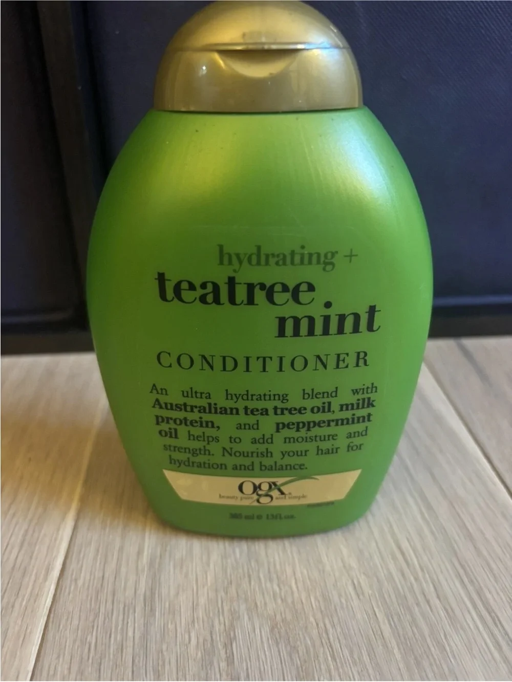 OGX Hydrating Tea Tree Mint Conditioner  Discontinued